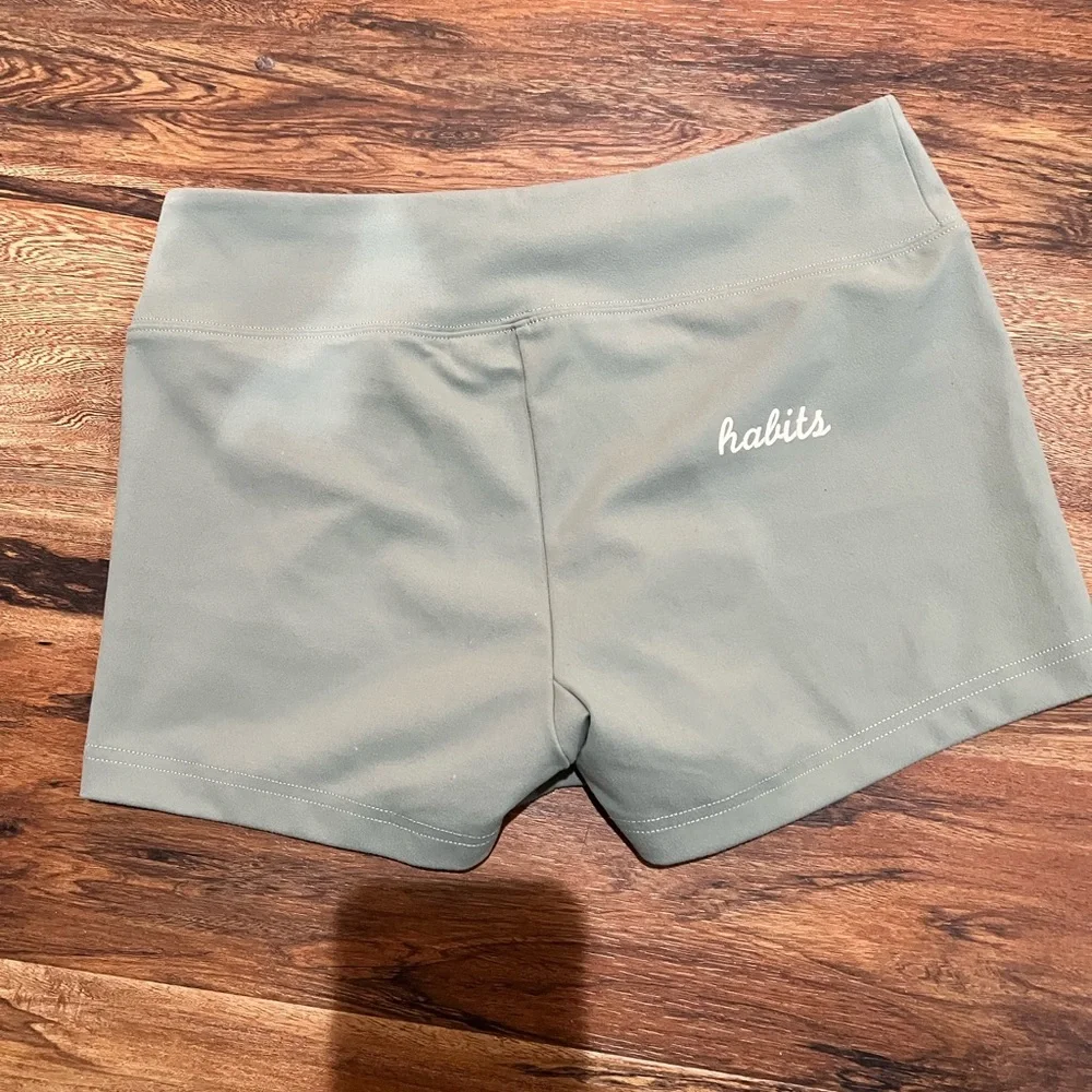 RH Sage Green Bike Shorts Size Small EUC Workout Trendy - Picture 3 of 3